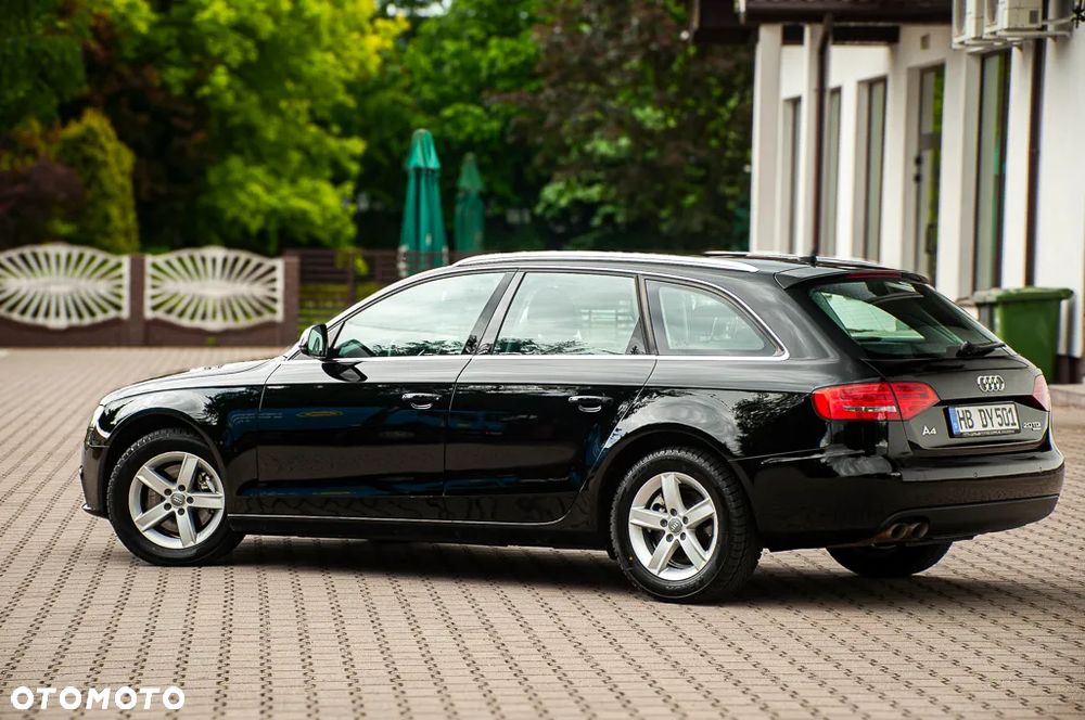 Audi A4 Avant 2.0 TDI DPF quattro Ambiente - 14