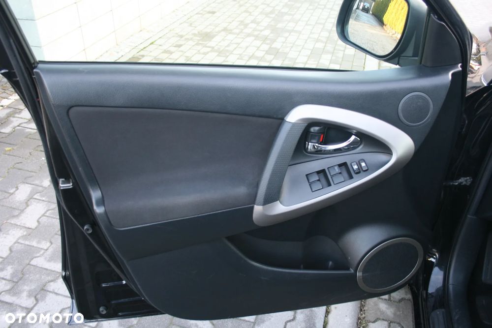 Toyota RAV4 2.0 4x4 Sol - 12