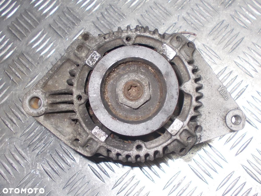 Renault Scenic I Megane I Laguna I Espace III  - alternator 1.4 1.6 1.8 1.9 DTI TD 2.0 - 1
