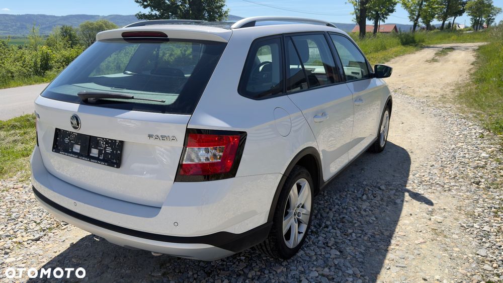 Skoda Fabia 1.0 TSI Ambition - 34