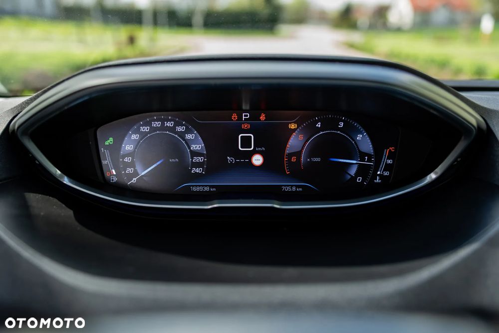 Peugeot 3008 BlueHDi 120 Stop & Start EAT6 Allure - 23