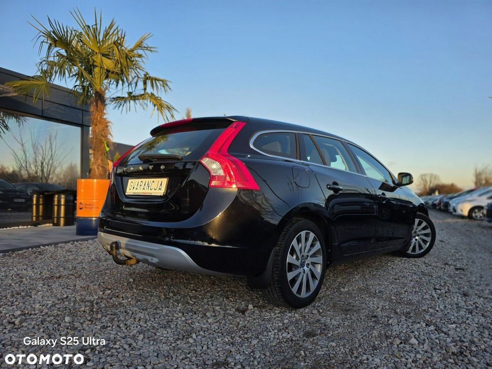 Volvo V60 D3 Momentum - 16