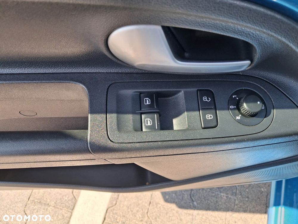 Volkswagen up! 1.0 high - 20