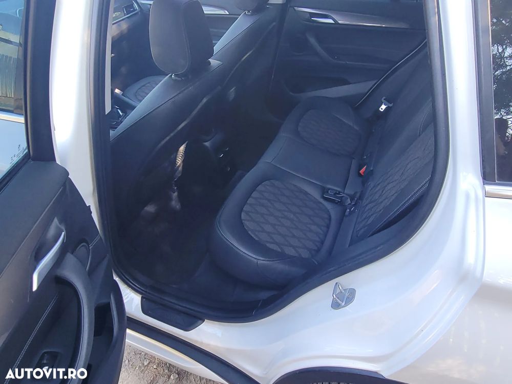 BMW X1 sDrive18i - 10
