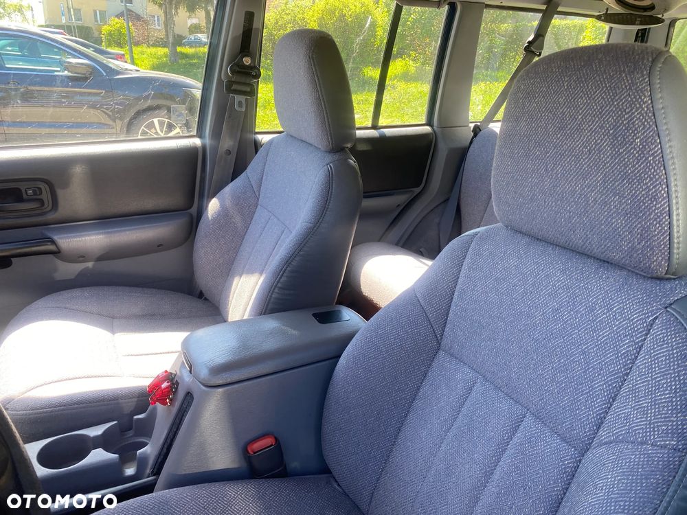 Jeep Cherokee 2.5 TD - 9