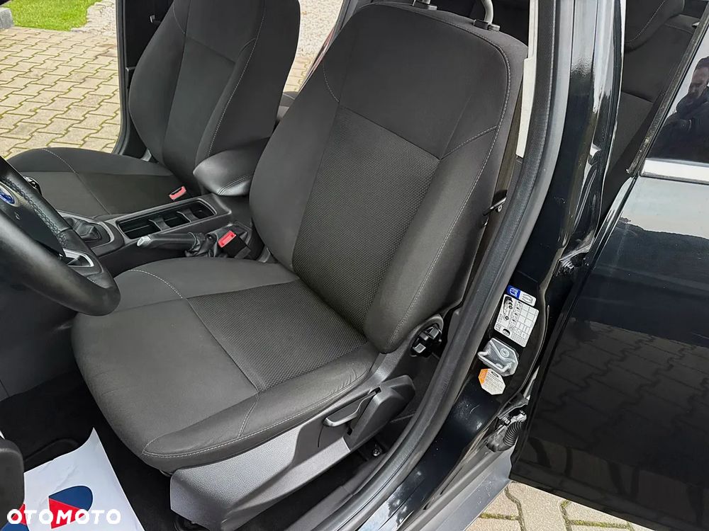 Ford Focus 1.5 TDCi DPF Start-Stopp-System Titanium - 29