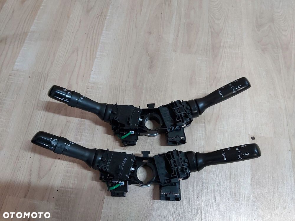 Toyota AYGO II przełącznik zespolony manetka - 1