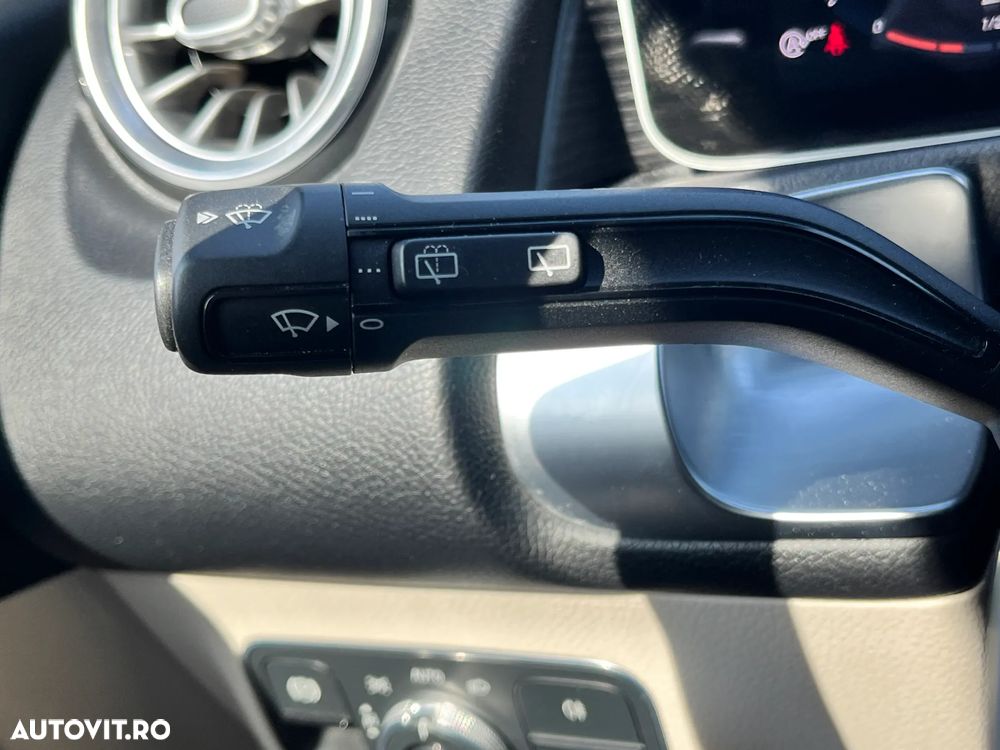 Mercedes-Benz GLB 200 d 4MATIC Aut. - 17