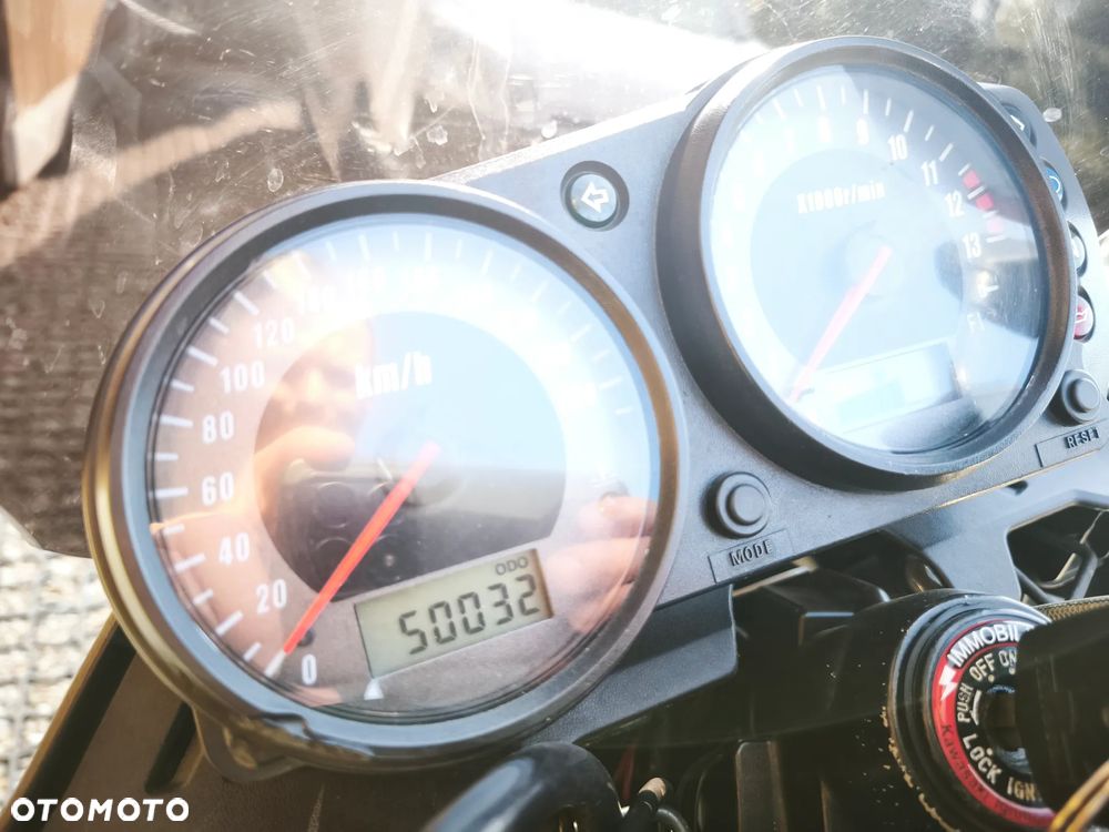 Kawasaki ZR - 8