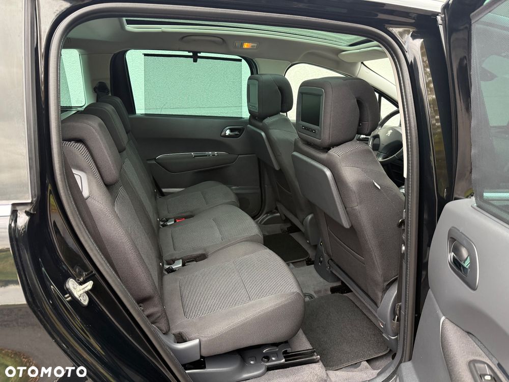 Peugeot 5008 2.0 HDi Family 7os - 9