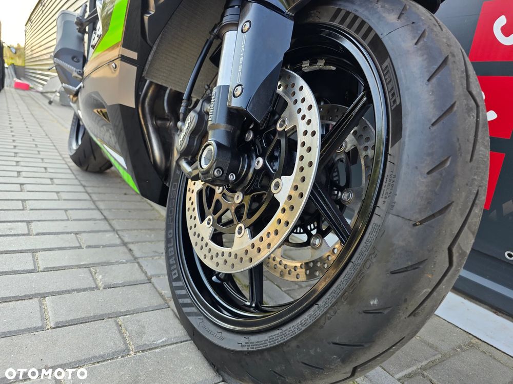 Kawasaki ZX - 28