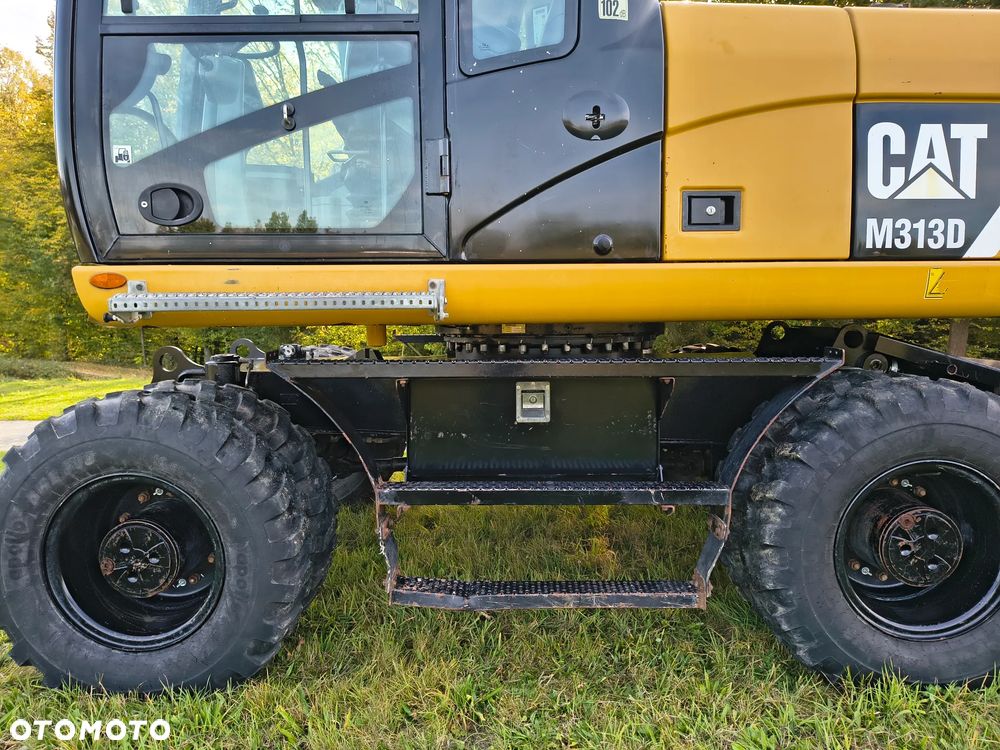 Caterpillar M313D - 9