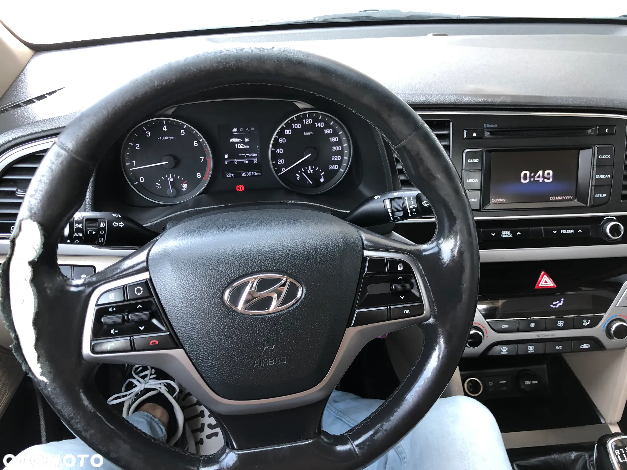 Hyundai Elantra 1.6 Comfort - 10