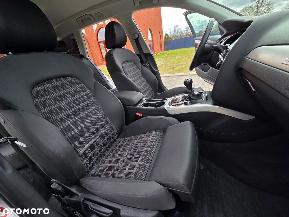 Audi A4 Avant 1.8 TFSI quattro Ambiente - 38