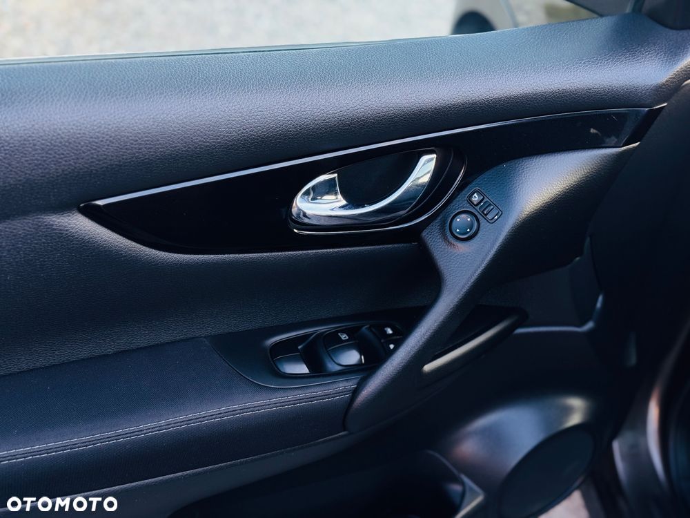 Nissan Qashqai 1.2 DIG-T Tekna - 19