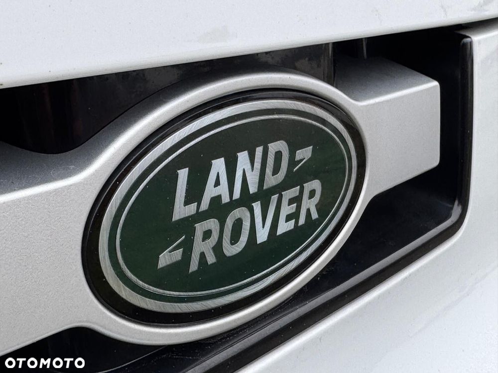 Land Rover Defender 2.0 P300 S - 18
