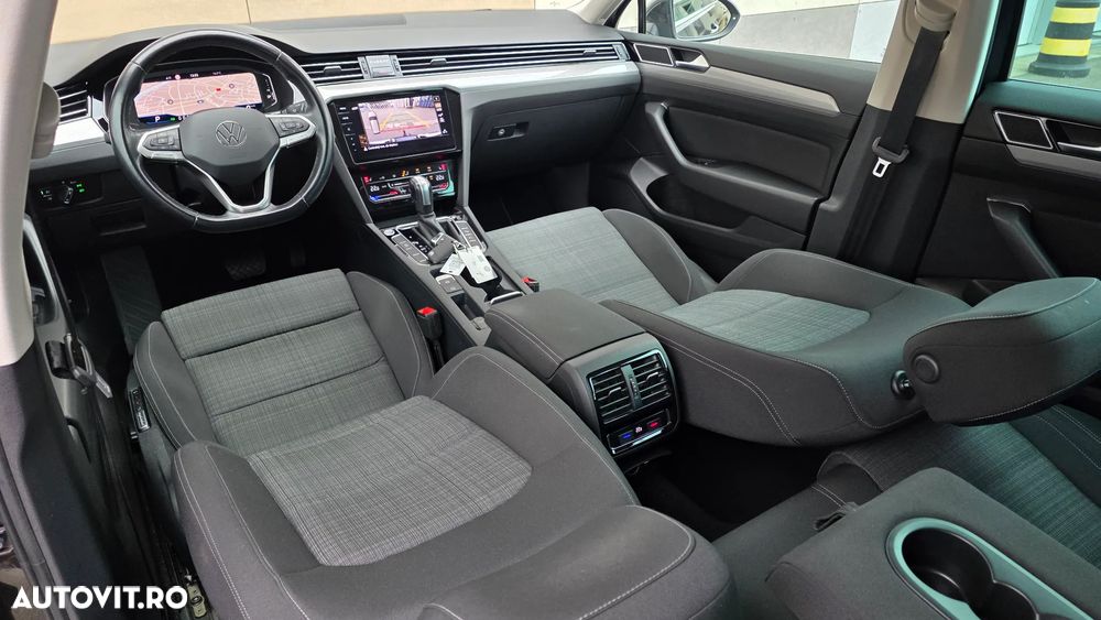 Volkswagen Passat Variant 2.0 TDI SCR DSG Business - 19