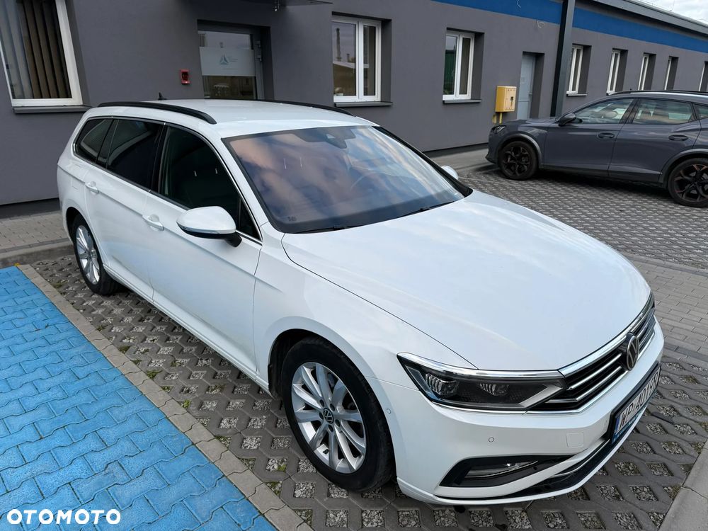 Volkswagen Passat 2.0 TDI SCR DSG Business - 5