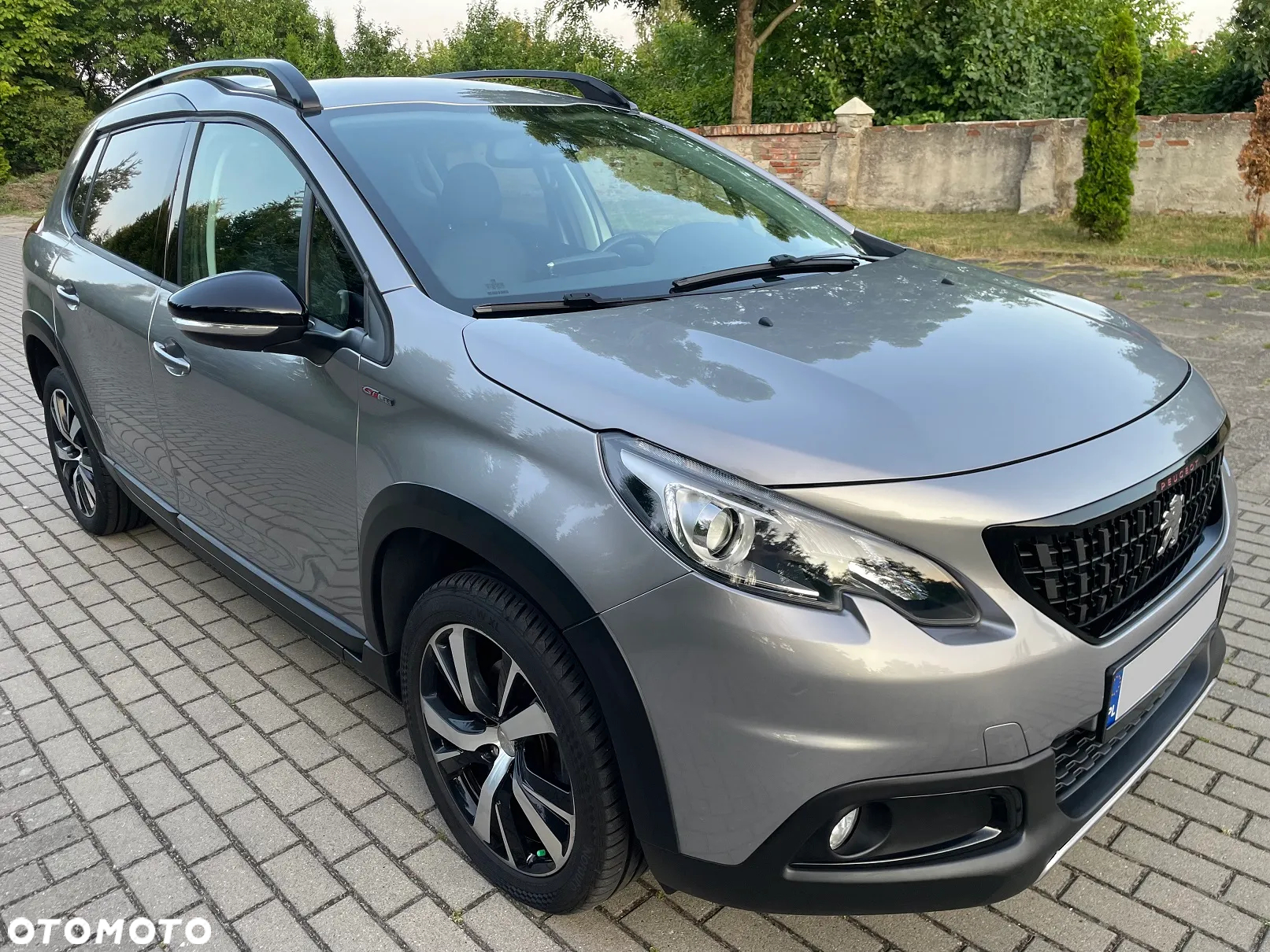 Peugeot 2008 - 6