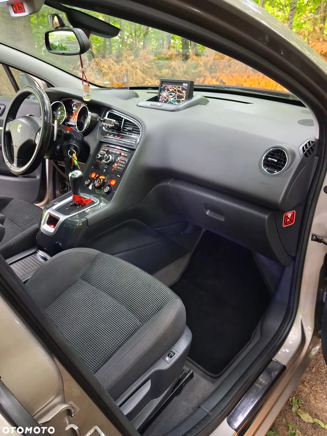 Peugeot 5008 - 11