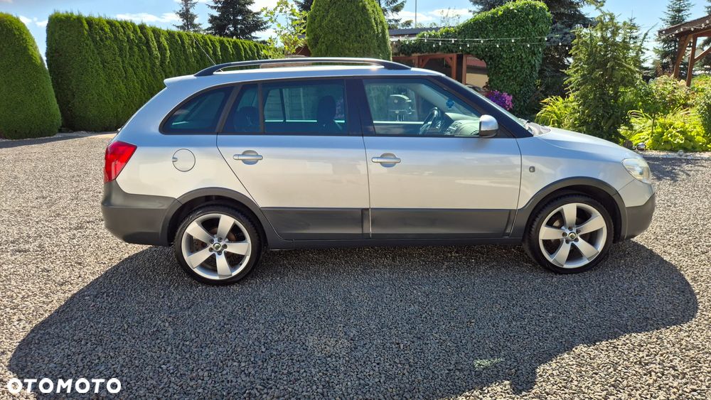 Skoda Fabia 1.2 TSI Scout - 9