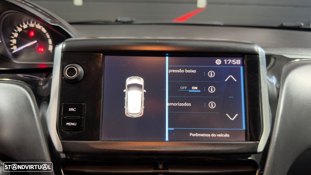 Peugeot 208 1.2 PureTech Signature - 26