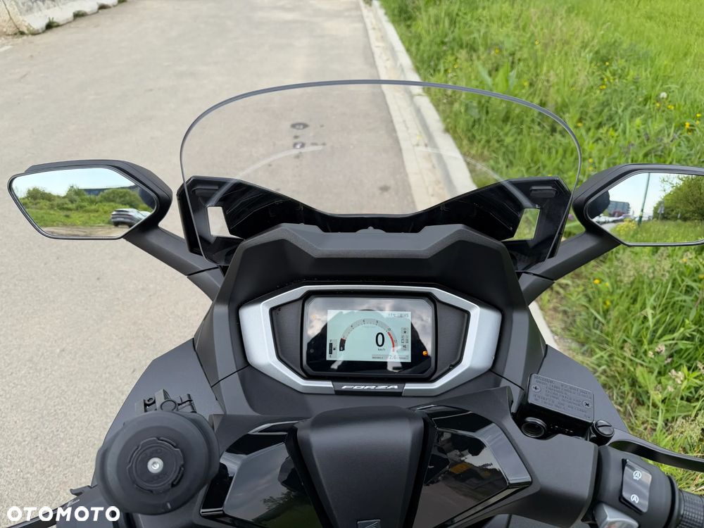 Honda NSS - 13