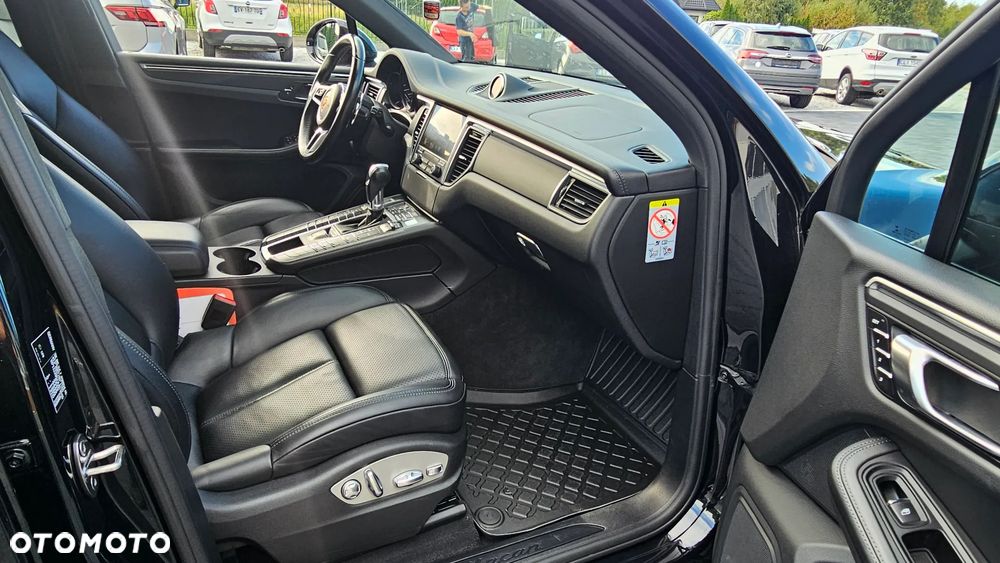 Porsche Macan Standard - 13