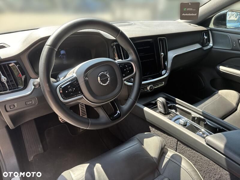 Volvo S60 B4 B R-Design - 10