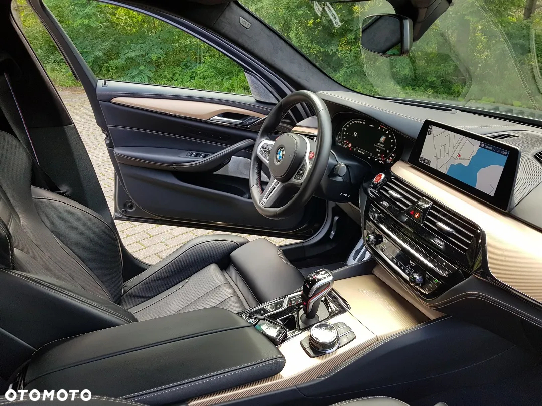 BMW M5 Competition - 30