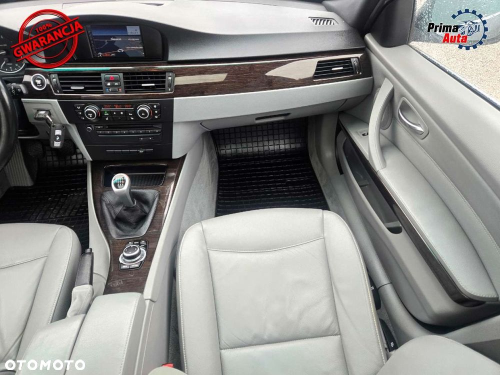 BMW Seria 3 320i Edition Lifestyle - 17