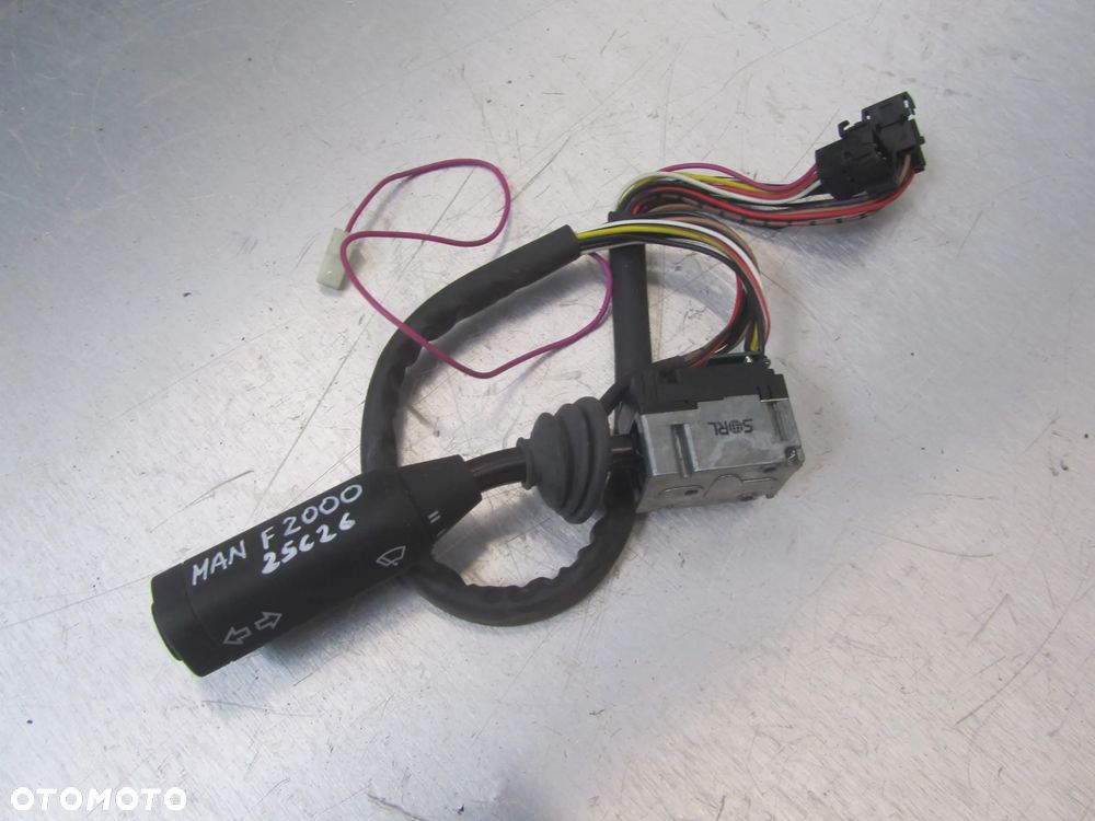 MAN F2000 przełącznik kierunków-wycieraczek-świateł - 1