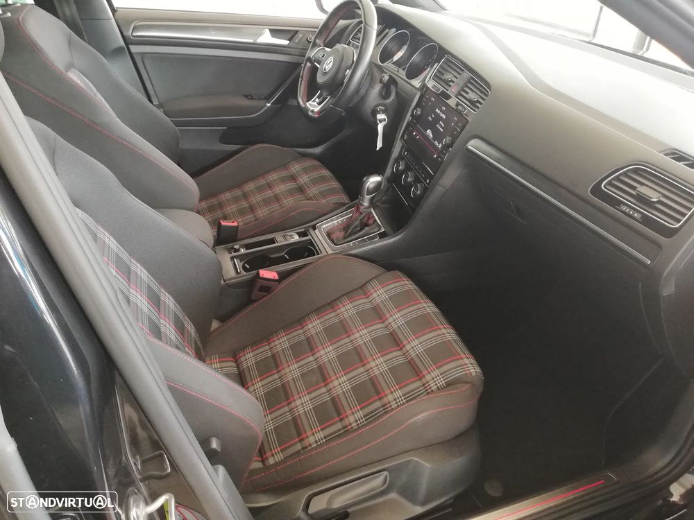 VW Golf GTI Performance BlueMotion DSG - 9