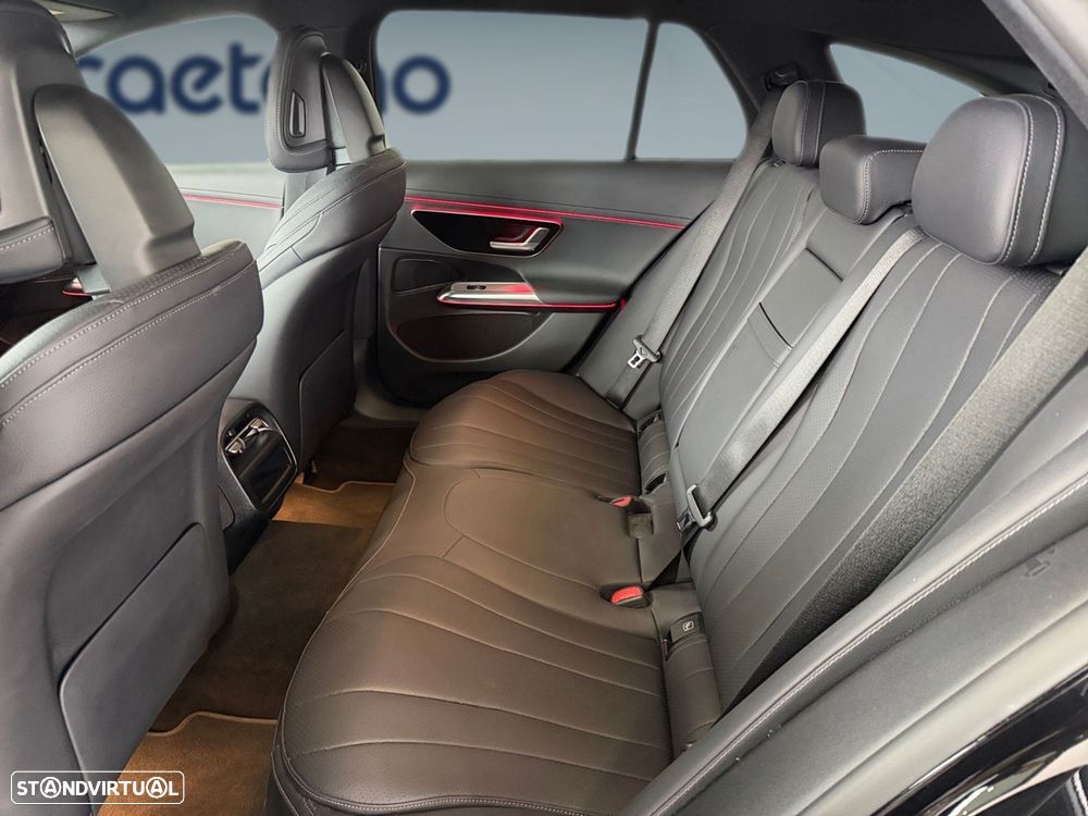 Mercedes-Benz E 220 d - 12