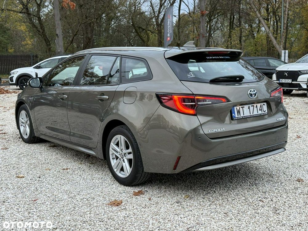 Toyota Corolla - 6