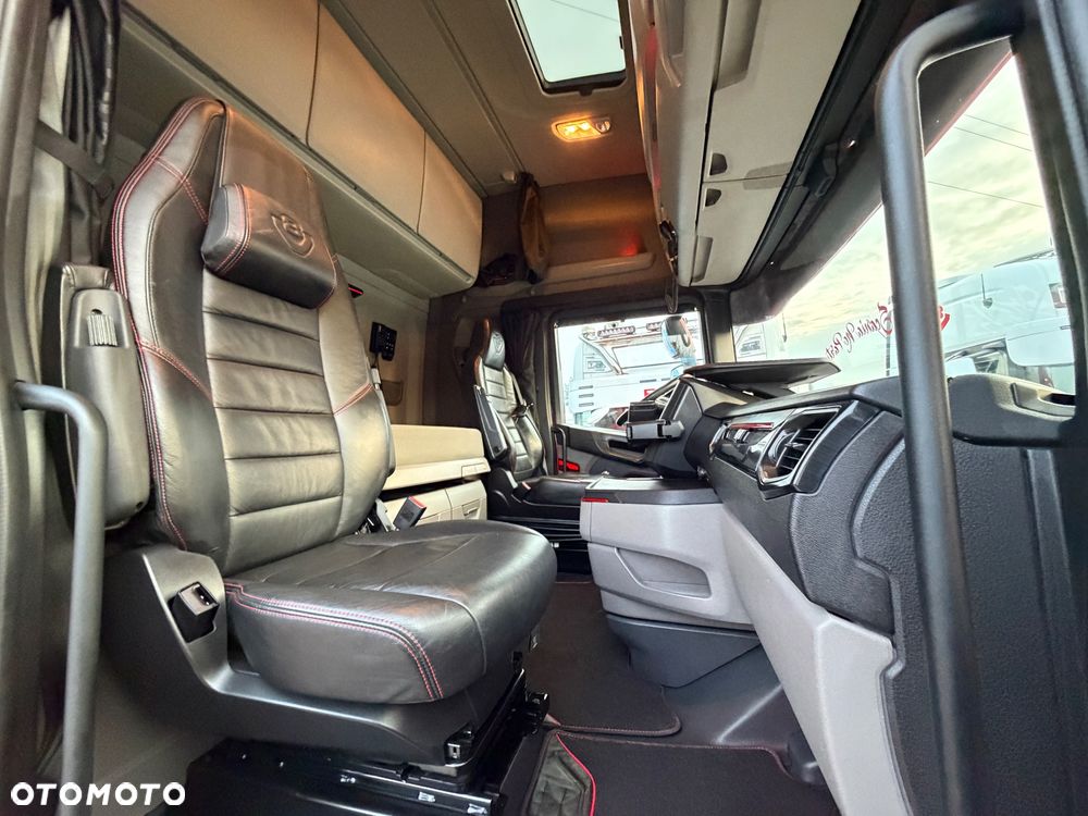 Scania 580s Scania z Niemiec ASO kontrakt serwisowy idealny stan v8 4x2 - 41