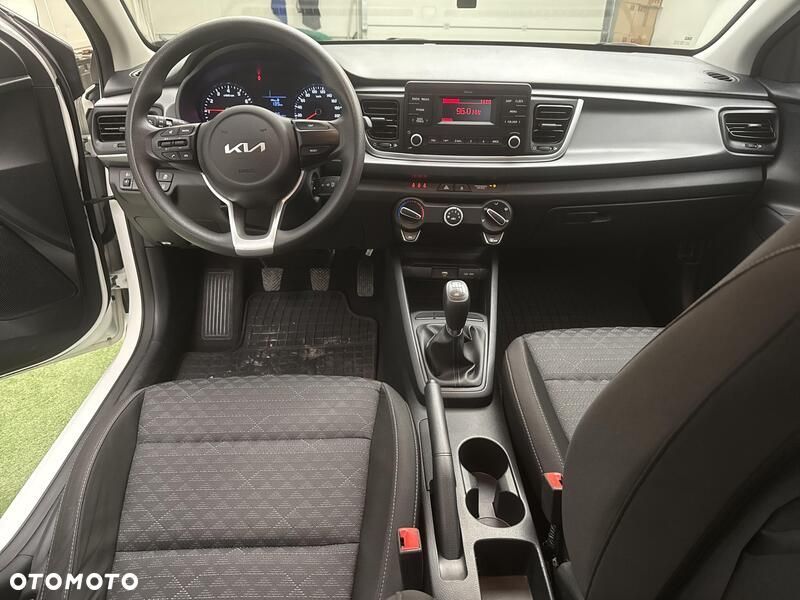 Kia Rio - 20