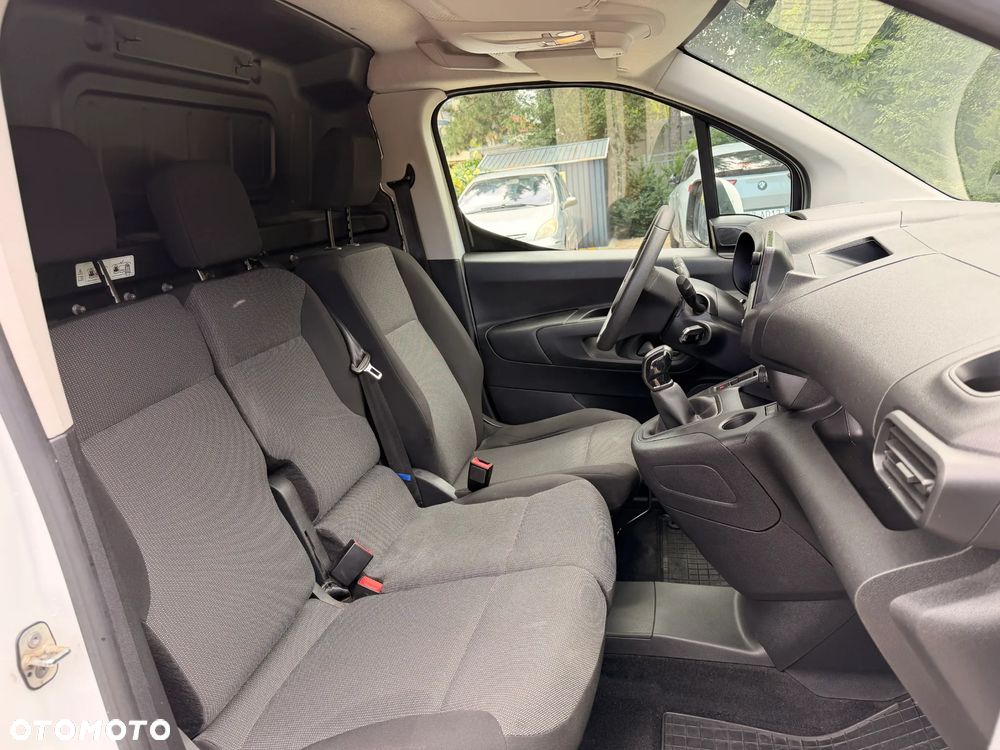 Opel COMBO - 14