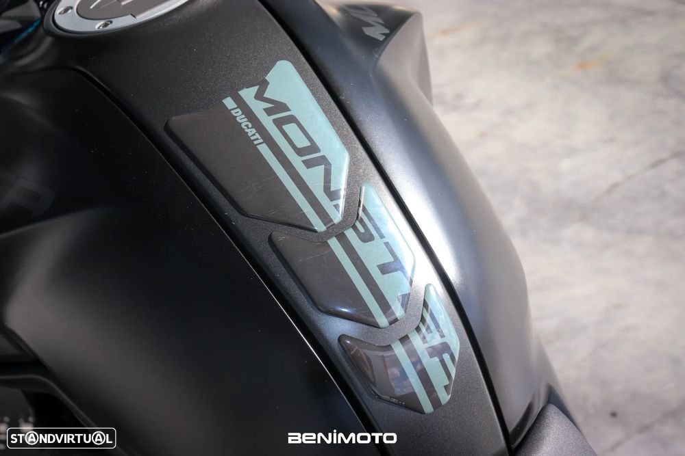Ducati Monster - 17