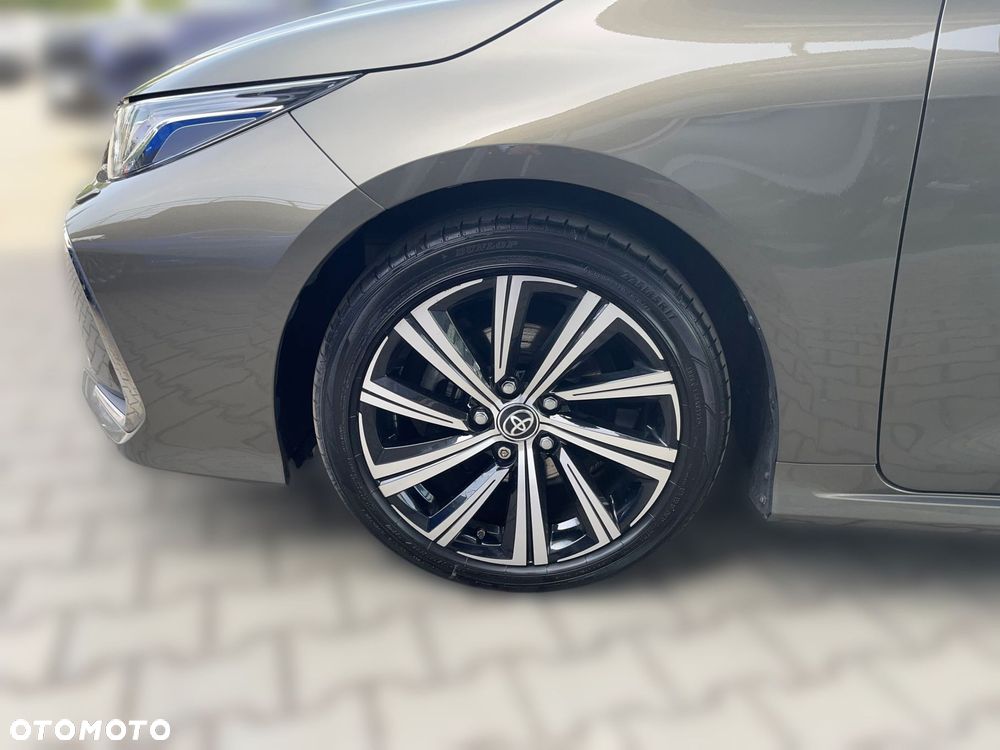 Toyota Corolla 1.8 Hybrid Executive - 12