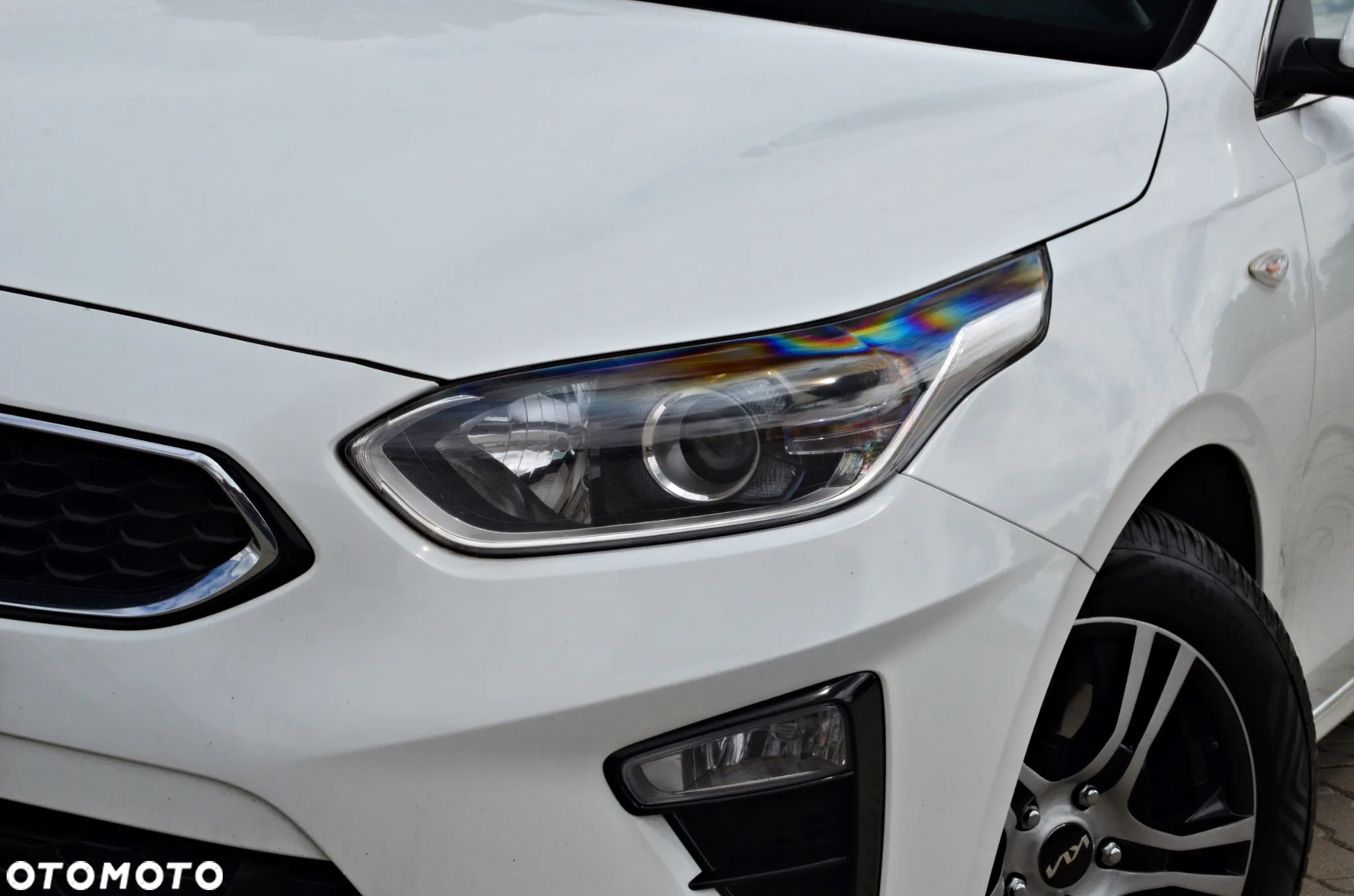 Kia Ceed - 7