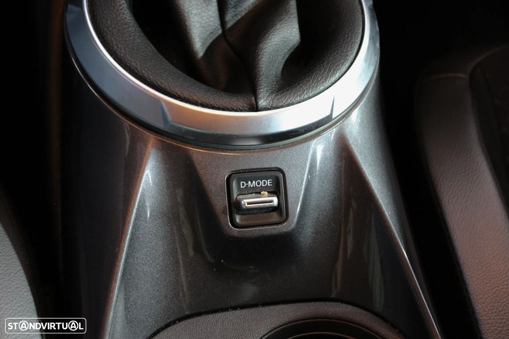 Nissan Juke 1.0 DIG-T N-Connecta - 22