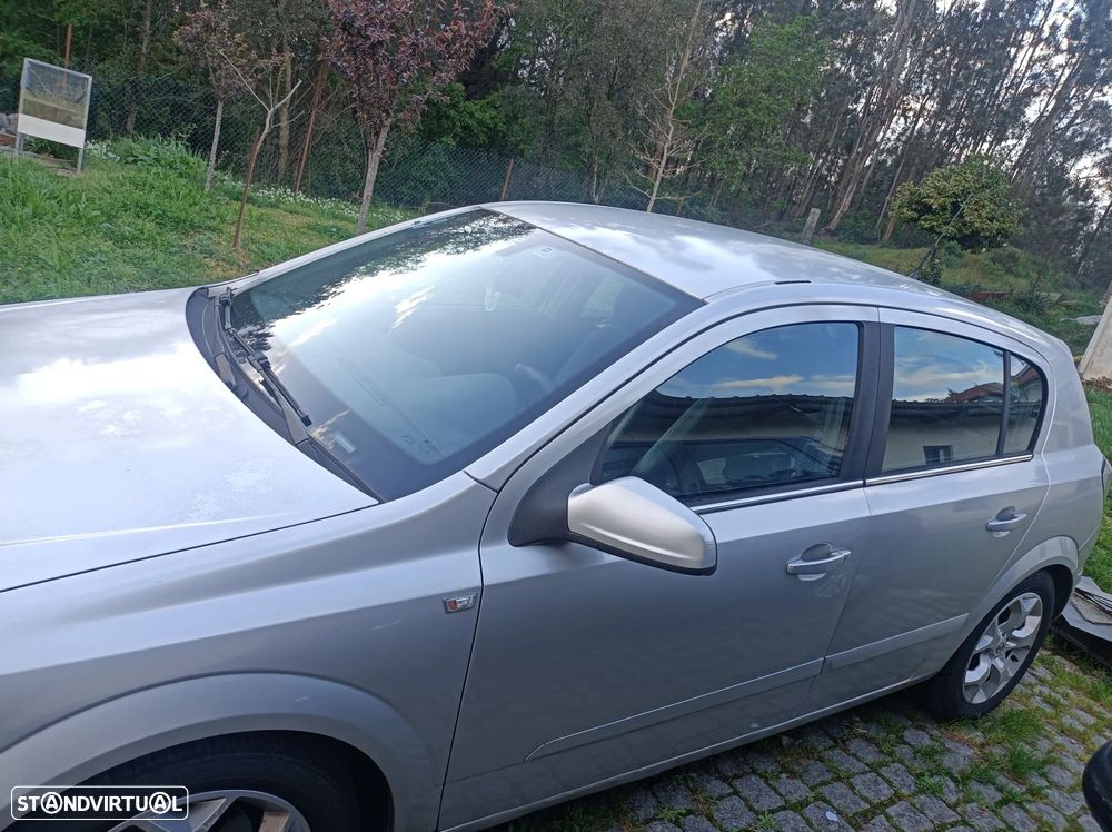 Opel Astra 1.3 CDTI Cosmo - 2