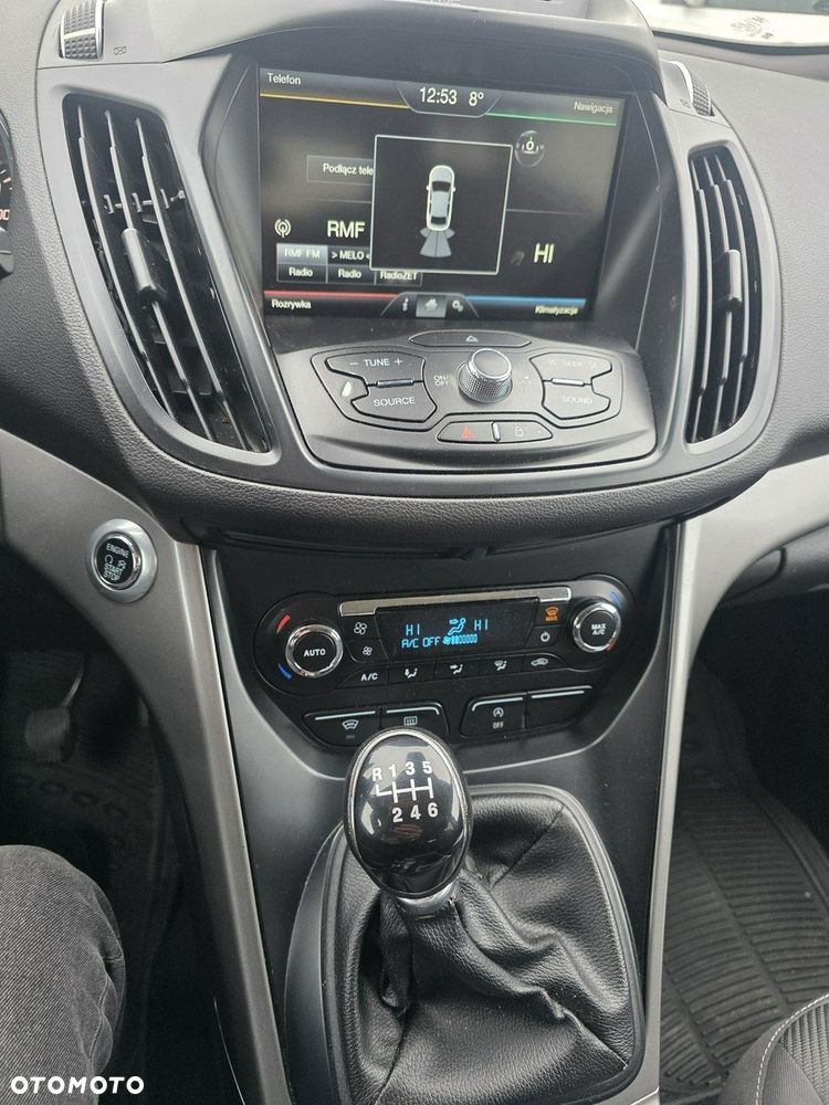 Ford Kuga 2.0 TDCi 2x4 Titanium - 3