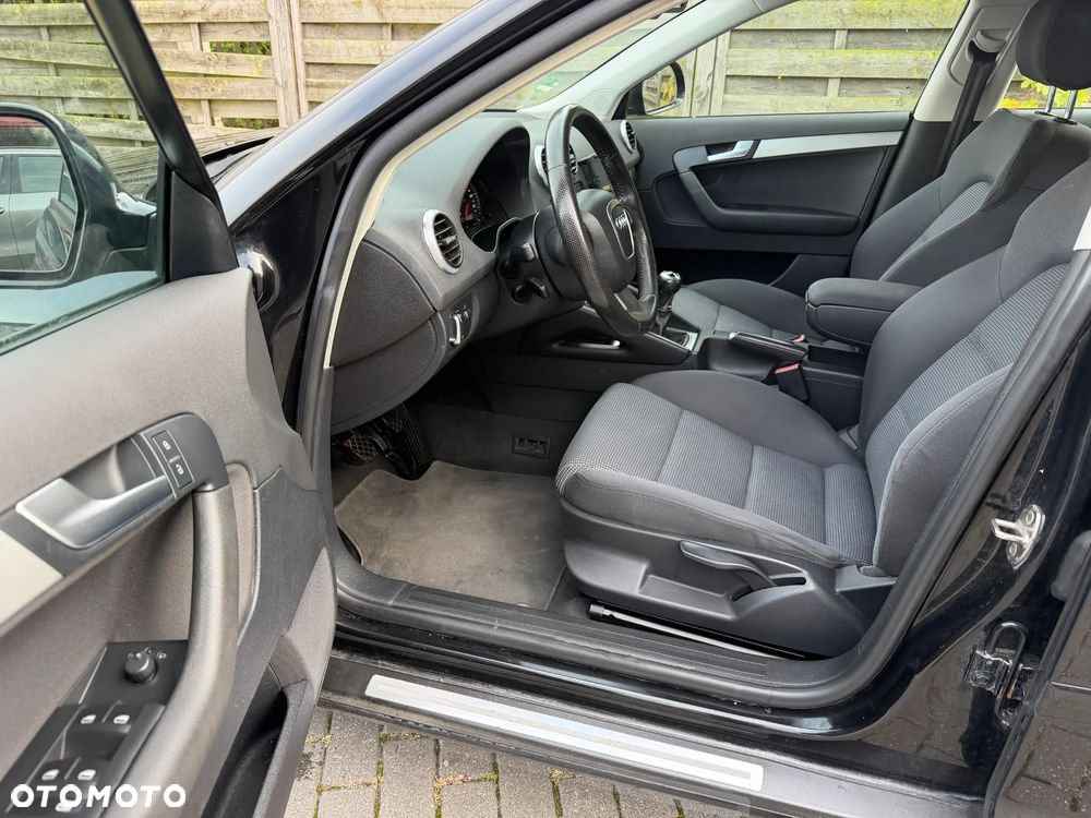 Audi A3 Sportback - 9