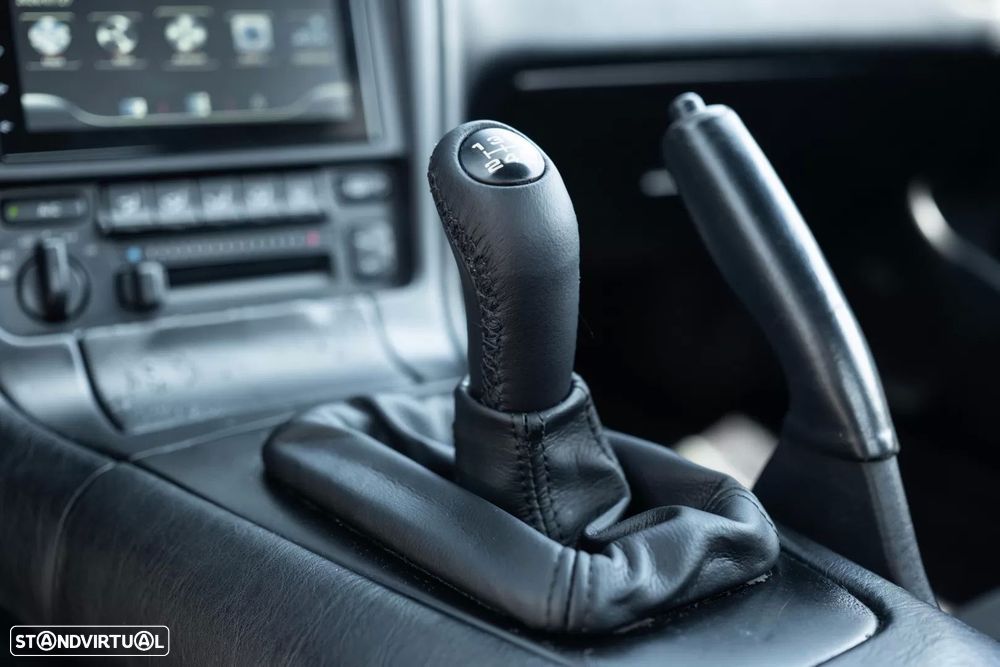 Toyota MR2 2.0 - 12