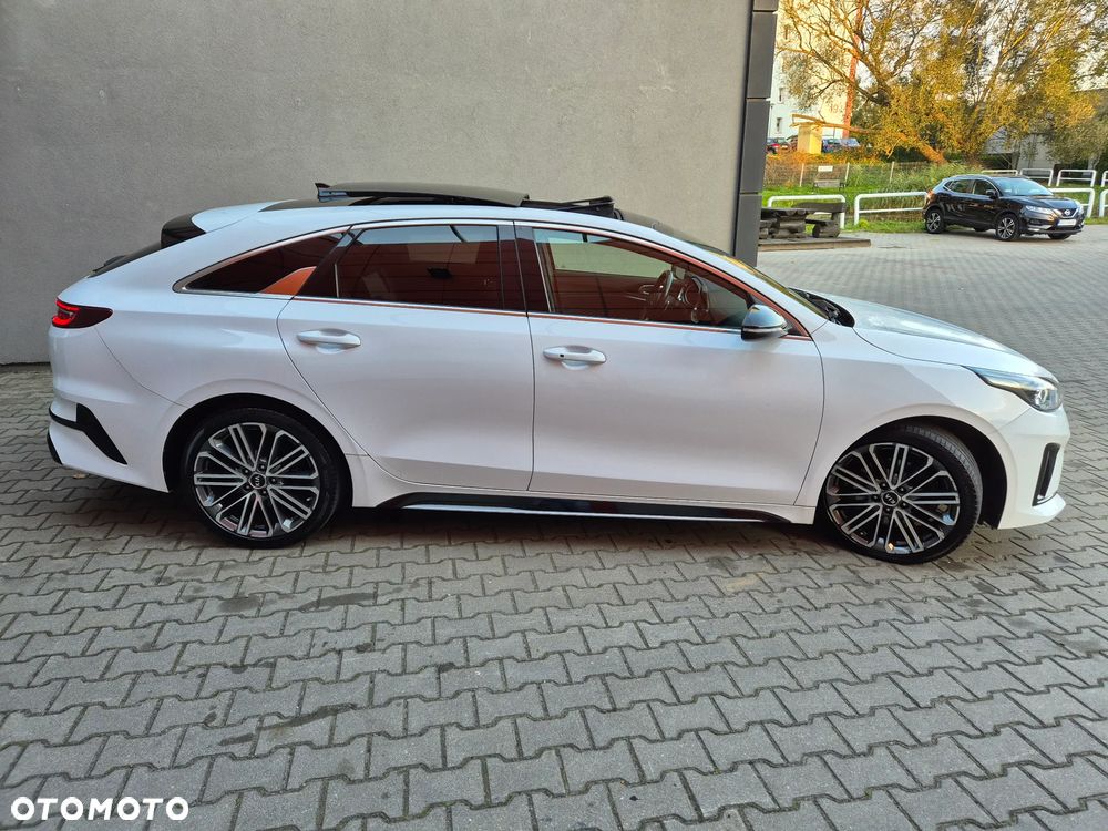 Kia ProCeed 1.6 CRDi GT Line DCT - 6