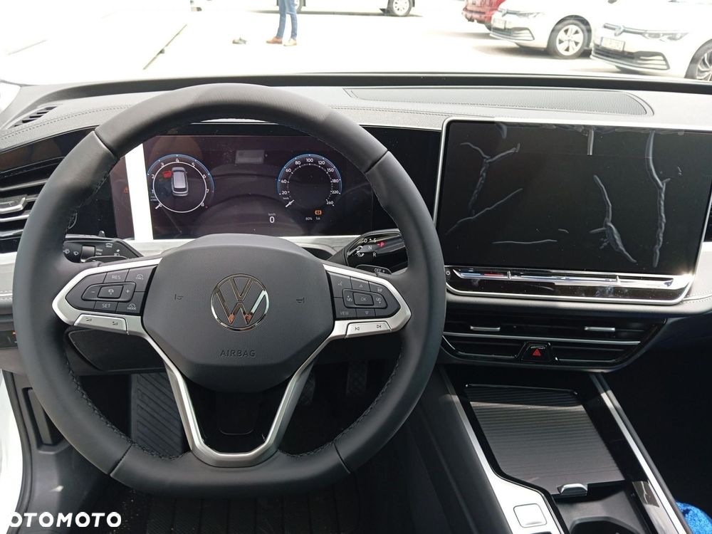 Volkswagen Passat - 15