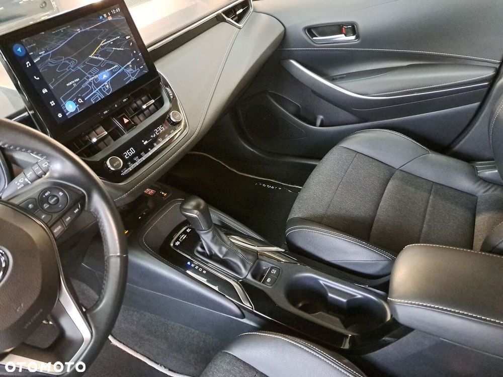 Toyota Corolla 1.8 Hybrid Style - 30