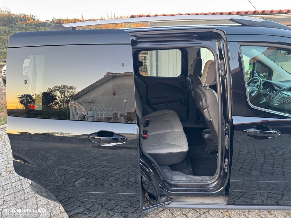 Ford Tourneo Courier - 5